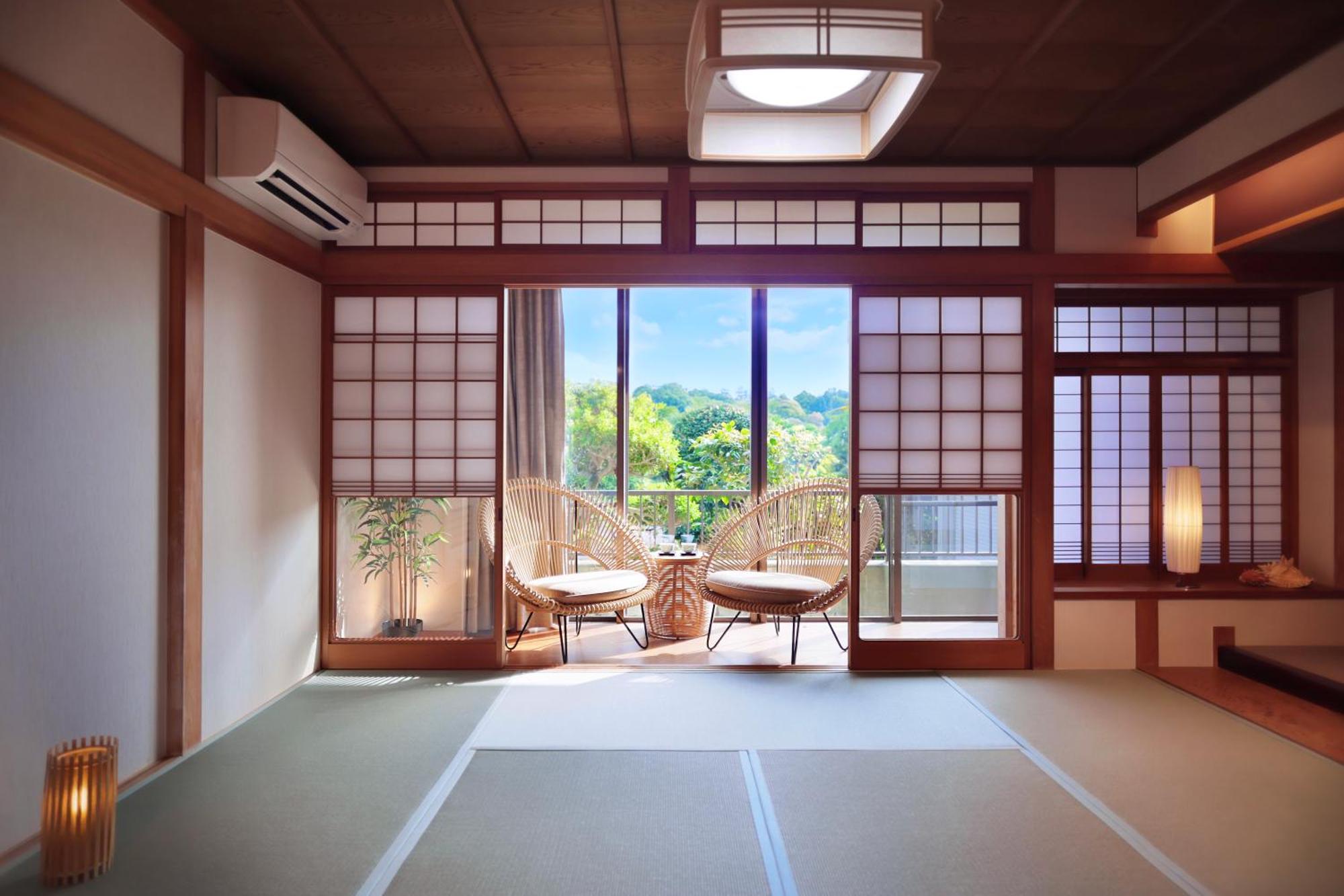 Crystal Besso Shirahama Quarto foto